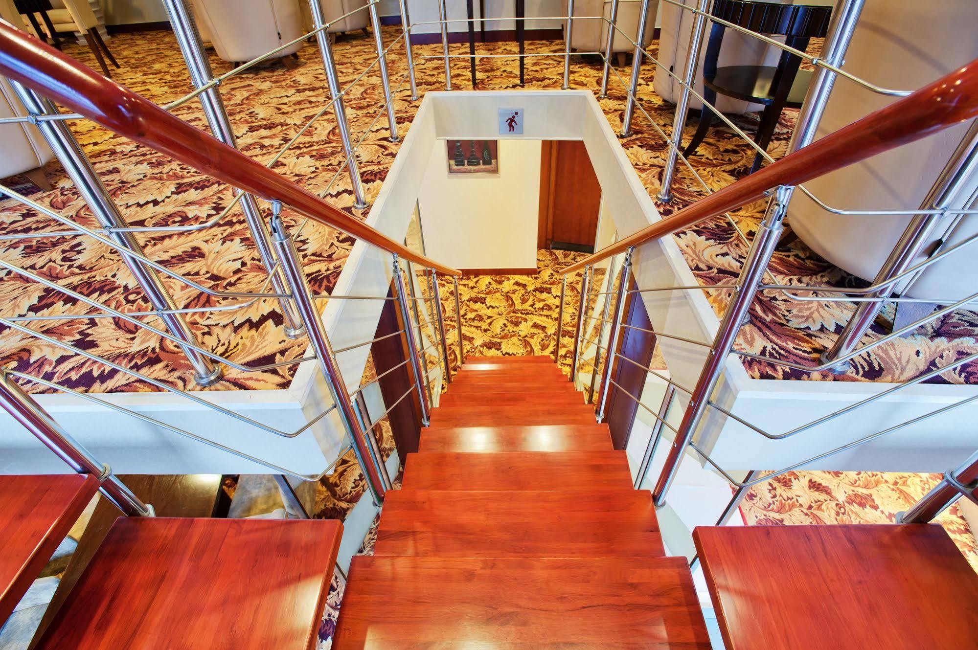 Ariva Beijing West Hotel エクステリア 写真